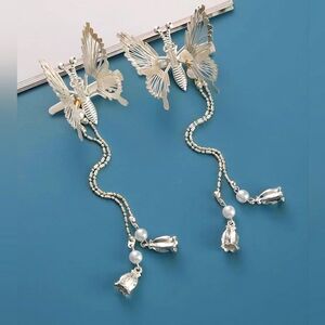 Beautiful and Elegant Silver Butterfly Hair Clips, Hair accessories, Butterfly